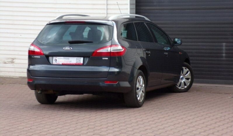 Ford Mondeo full