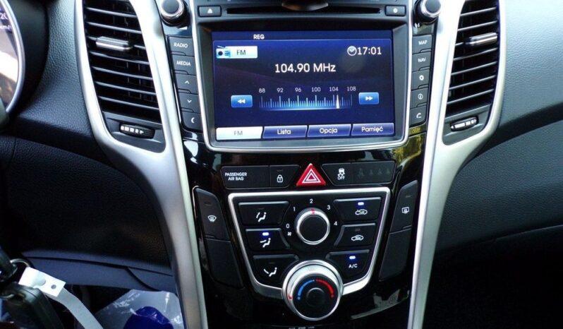 Hyundai i30 full