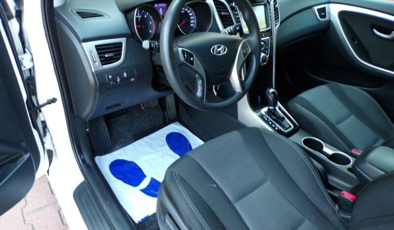Hyundai i30 full