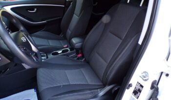 Hyundai i30 full