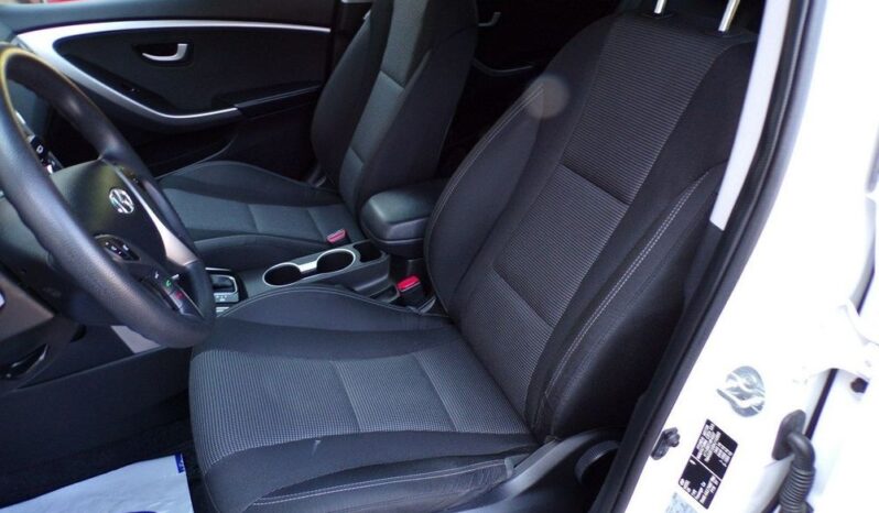 Hyundai i30 full