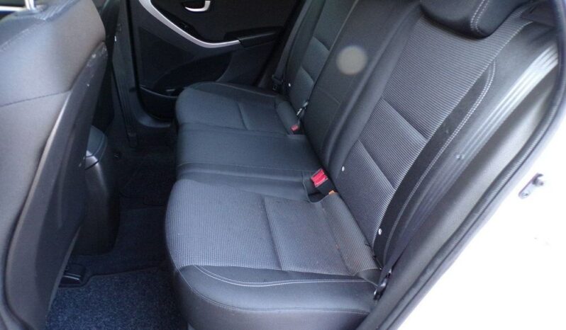 Hyundai i30 full