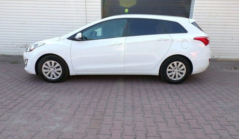 Hyundai i30 full