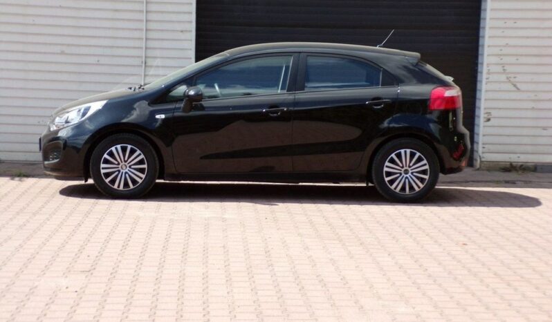 Kia Rio full