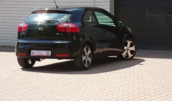 Kia Rio full