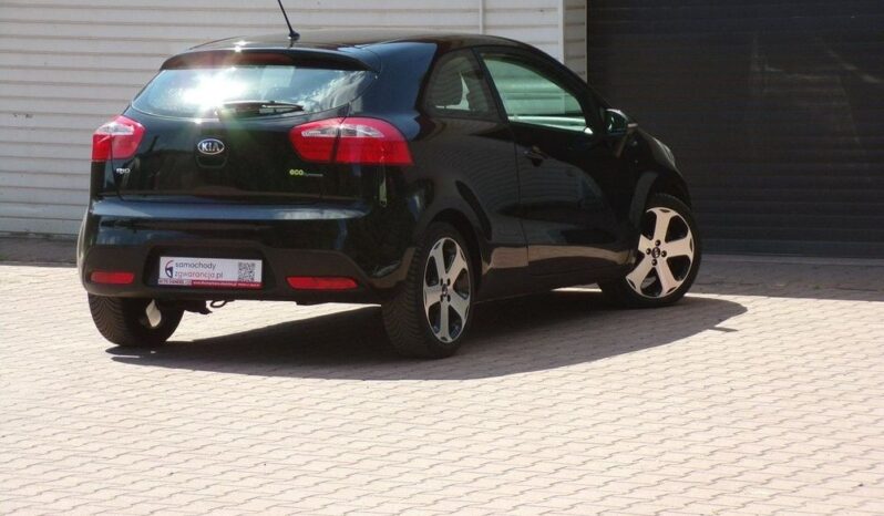 Kia Rio full