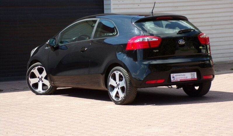 Kia Rio full