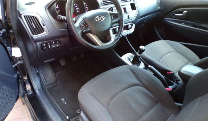 Kia Rio full