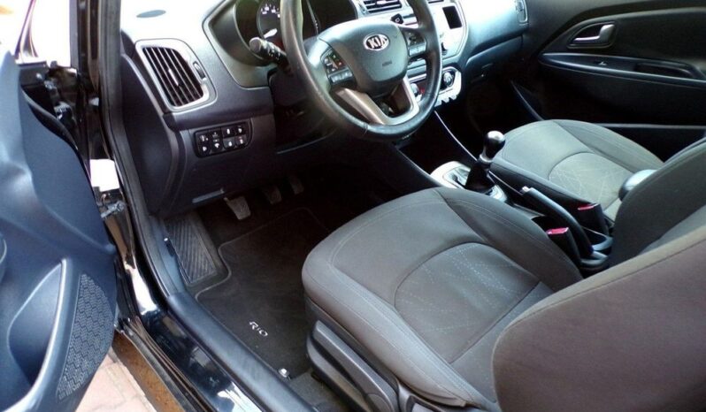 Kia Rio full