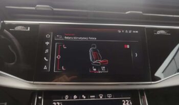 Audi Q8 full