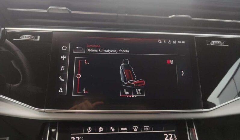 Audi Q8 full