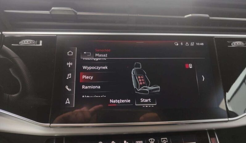 Audi Q8 full