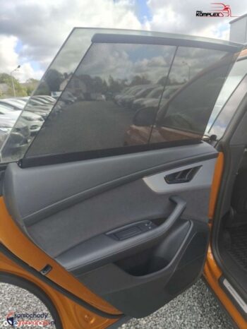 Audi Q8 full