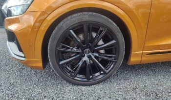 Audi Q8 full