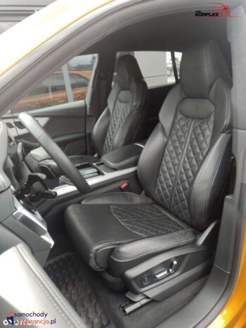 Audi Q8 full