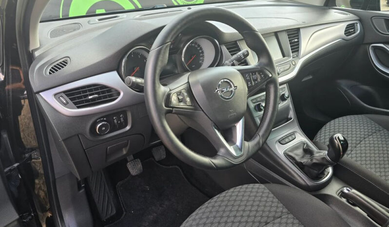 Opel Astra full