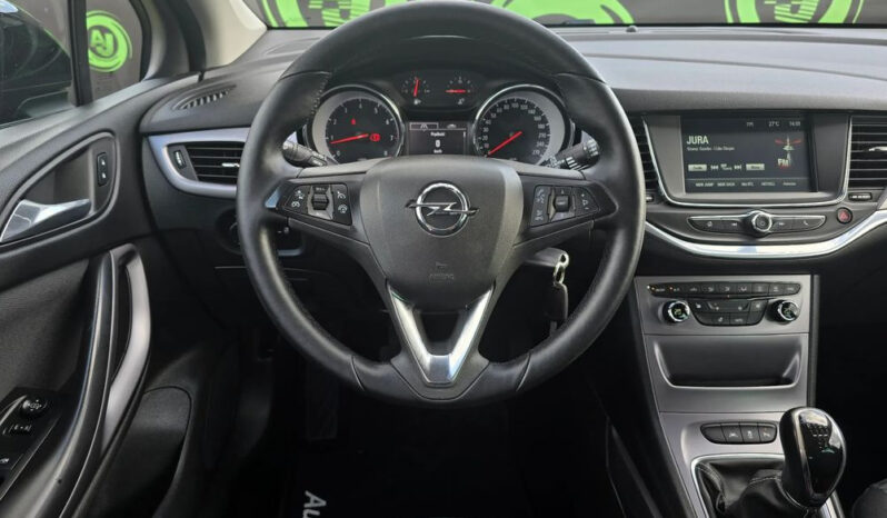 Opel Astra full