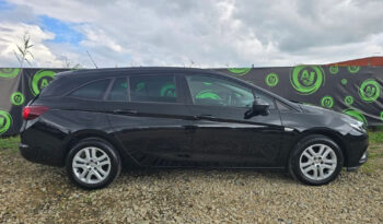 Opel Astra full