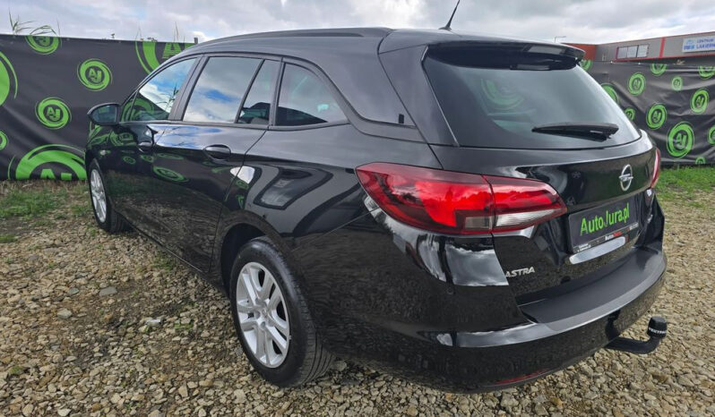 Opel Astra full