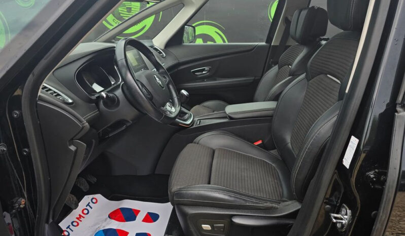 Renault Grand Scenic full