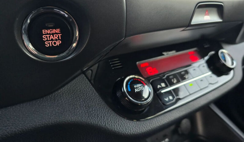 Kia Sportage full