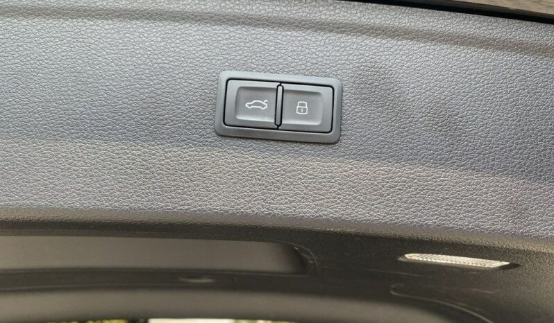 Audi Q5 full