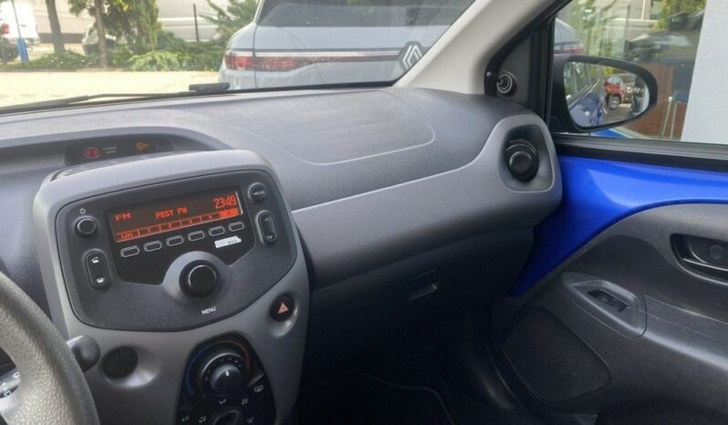 Peugeot 108 full