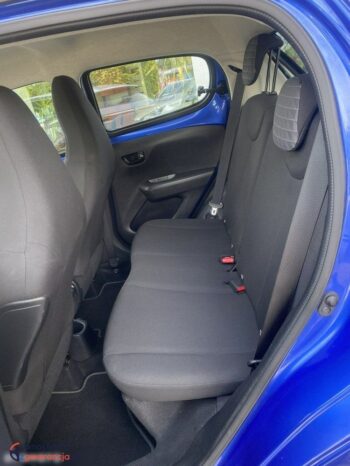 Peugeot 108 full
