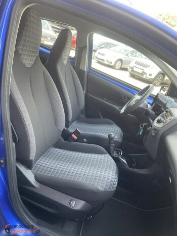 Peugeot 108 full