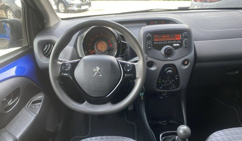 Peugeot 108 full