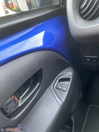 Peugeot 108 full