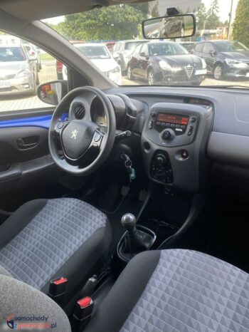 Peugeot 108 full