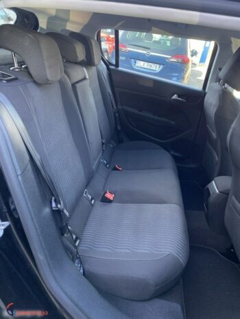 Peugeot 308 full