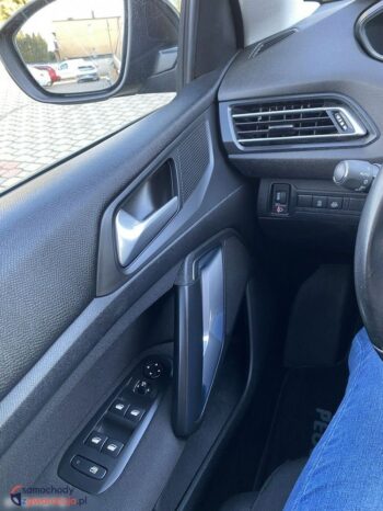 Peugeot 308 full