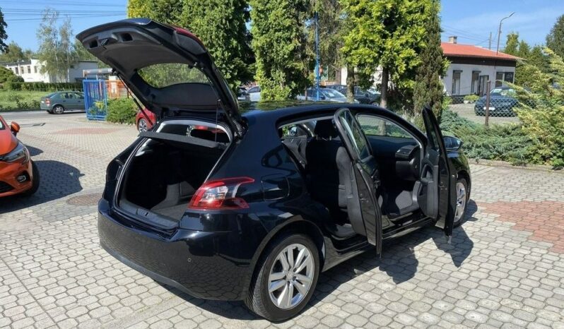 Peugeot 308 full
