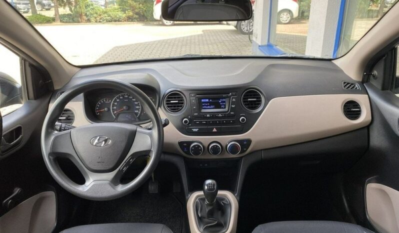 Hyundai i10 full