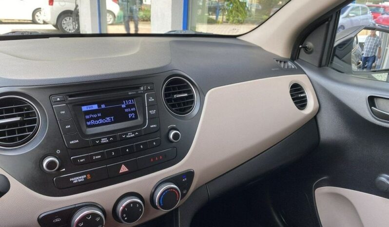 Hyundai i10 full