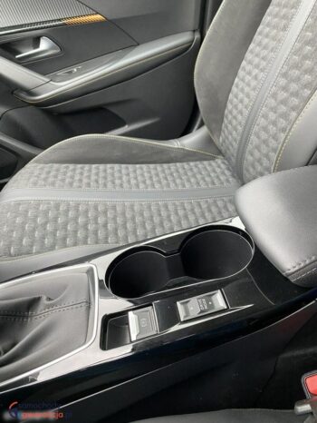 Peugeot 2008 BlueHDi 110 Allure full
