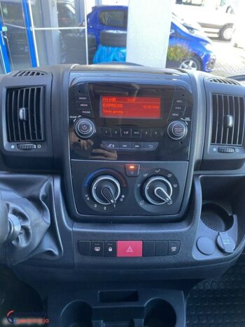 Peugeot Boxer full