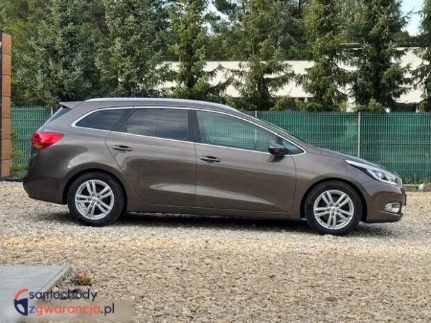 Kia Ceed 1.6 GDI ISG SW Platinum Edition full
