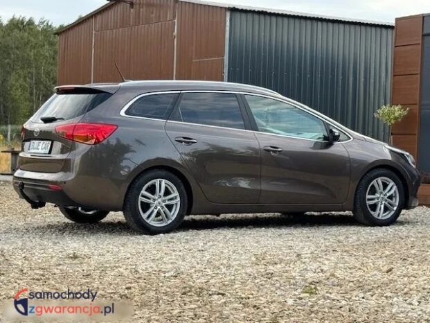 Kia Ceed 1.6 GDI ISG SW Platinum Edition full