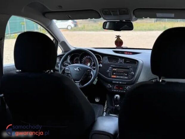 Kia Ceed 1.6 GDI ISG SW Platinum Edition full