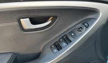 Hyundai i30 full