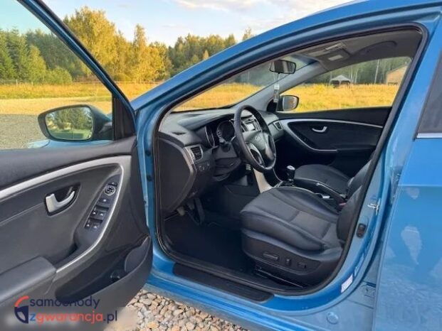 Hyundai i30 full