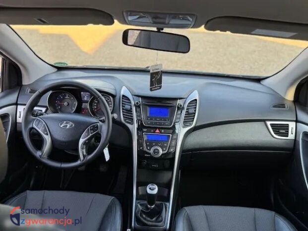 Hyundai i30 full