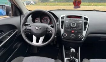 Kia Ceed full