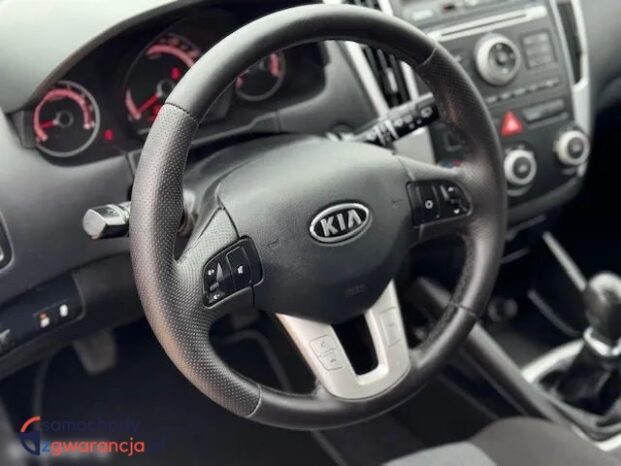 Kia Ceed full
