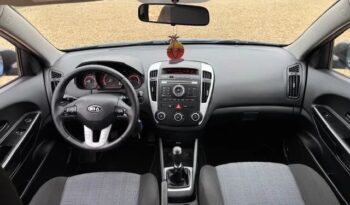 Kia Ceed full