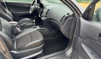 Hyundai i30 full