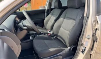 Hyundai i30 full